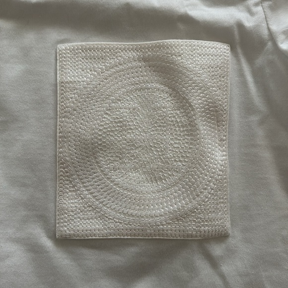 Brand new Hermes’ embroidered pocket tshirt size 34 - Picture 6 of 10